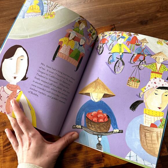 PJ Library Rebecca's Journey Home Jewish Paperback Book - Picture 6 of 10